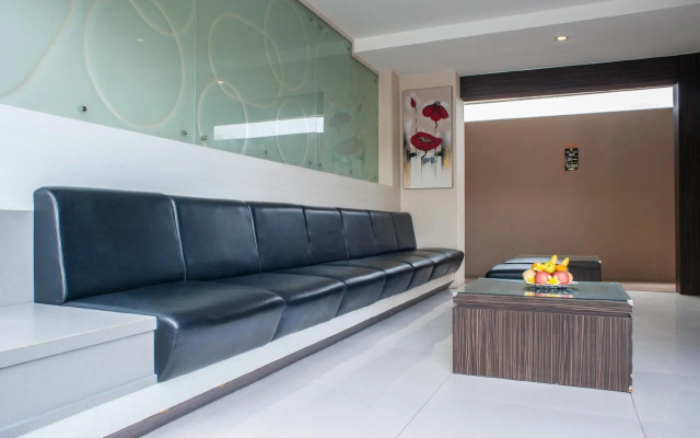 Bali Chaya Hotel Legian