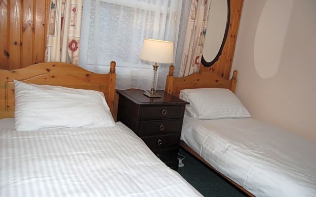 Woodland Chestnut Lodge