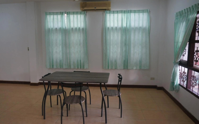 Lamai Apartment
