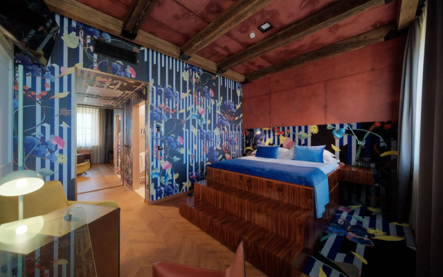 Winery & Design hotel ROXANICH