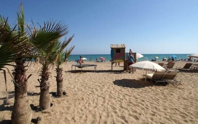 Amity Be my Guest Castelldefels