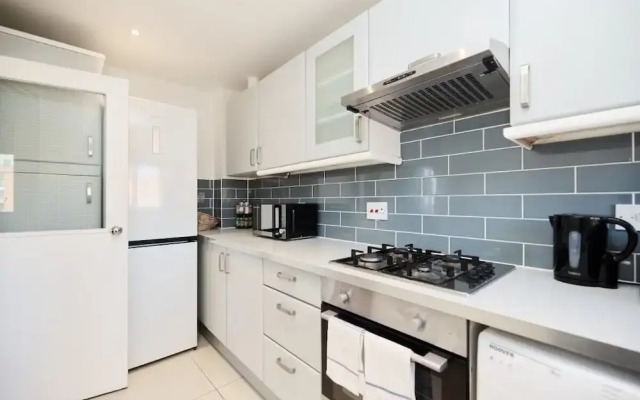 The West Hampstead Base - Central 2bdr Apartment