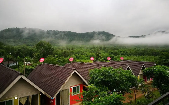 Baan Rai Pray Rung Kaeng Krachan
