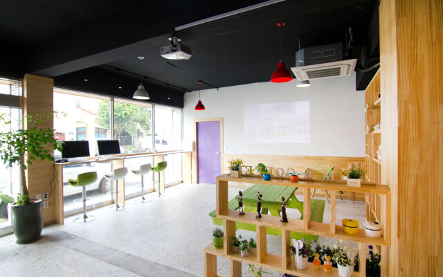 Sum Guest House Jeju Airport - Hostel