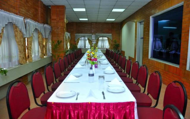 Hotel Bon Vivant