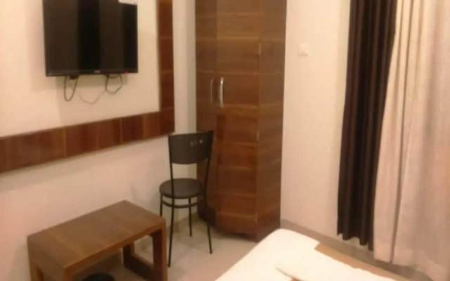Hotel Shri Krishna