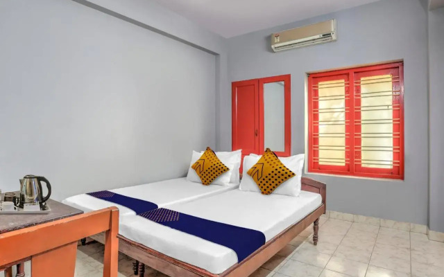 Spot On 807500 Kkp Tourist Home