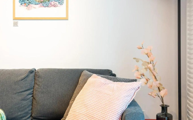 Spacious 2 Bdr Flat in the Old Town