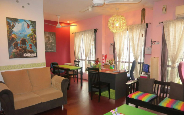 SPOT ON 89952 Sayang Selalu Guest House