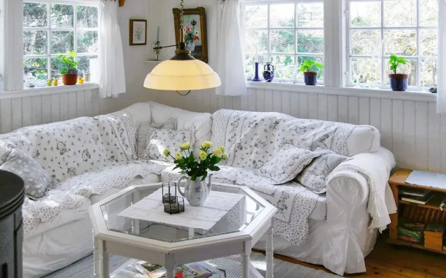 6 Person Holiday Home in Hollviken