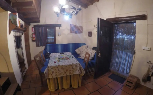House - 2 Bedrooms with Pool - 107910