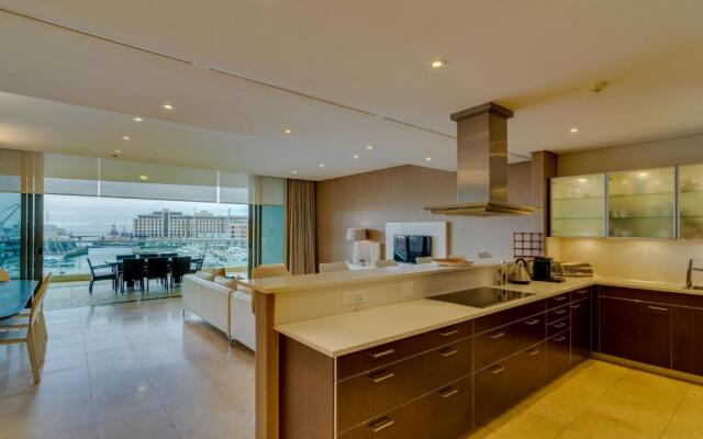 Mountain Marina Luxury Apartments