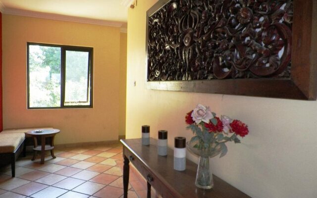 Candi View Hotel