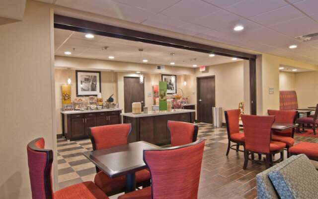 Hampton Inn Columbus-South