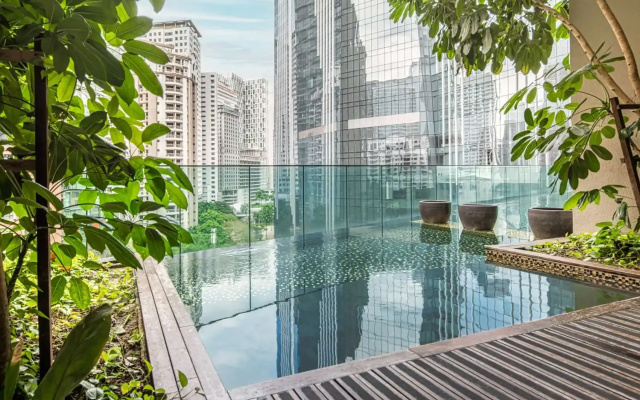The RuMa  and Residences