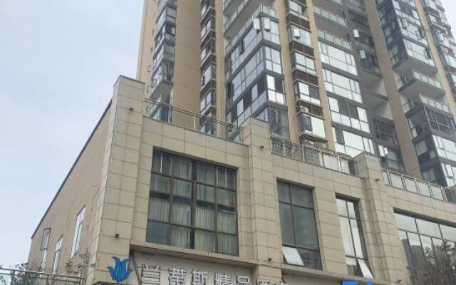 Flower Landis Boutique Hotel