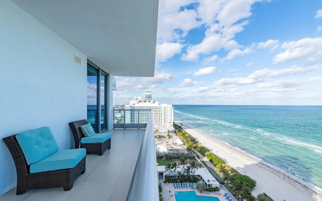 Churchill Suites Monte Carlo Miami Beach