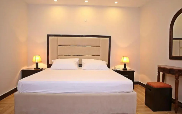 Luxury 3 Bedrooms Apartment
