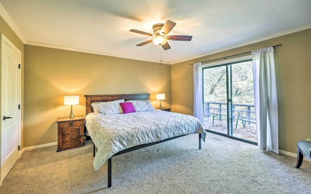 Family-friendly Hot Springs Hideaway w/ Yard!