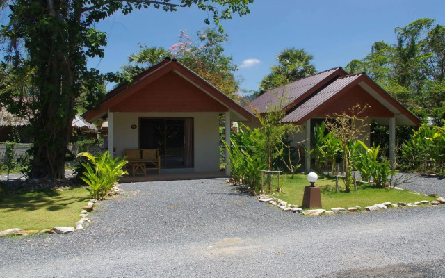 Thai House Beach Resort