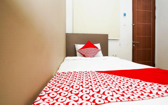 OYO 614 Graha 8 Syariah