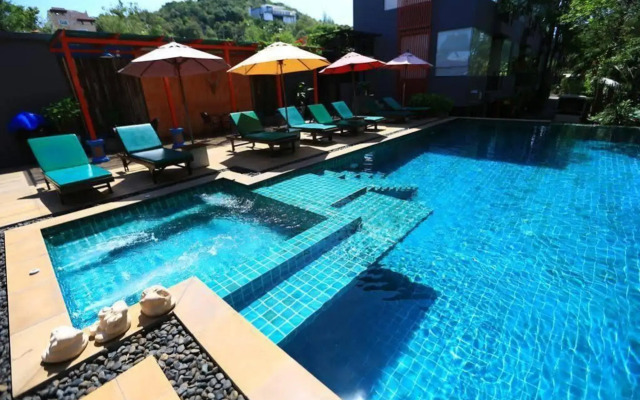 Baan Kao Hua Jook