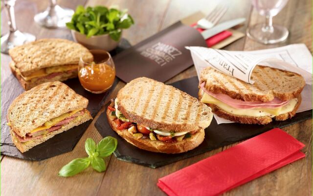 ibis Clermont Ferrand Nord Riom