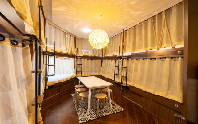 OYO 895 The Onion Hostel