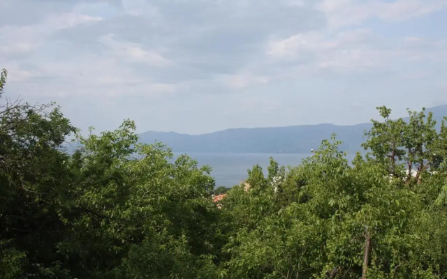 Orange Cube Apartment