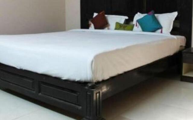 Hotel and Rooms (Hotel Shiv vilas)