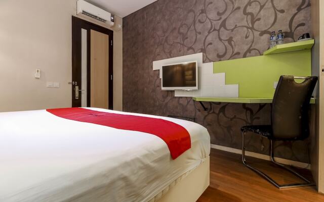 RedDoorz Plus near Tugu Jogja
