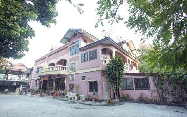 75357 Thipsiri Home