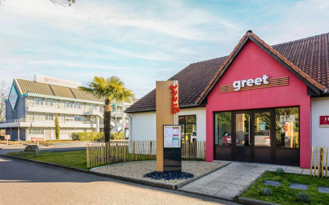 Greet Hotel Angouleme