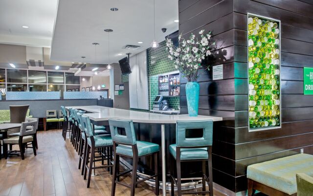 Holiday Inn Hotel & Suites Saskatoon Downtown by IHG