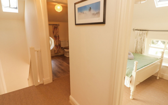 Meadow Cottage