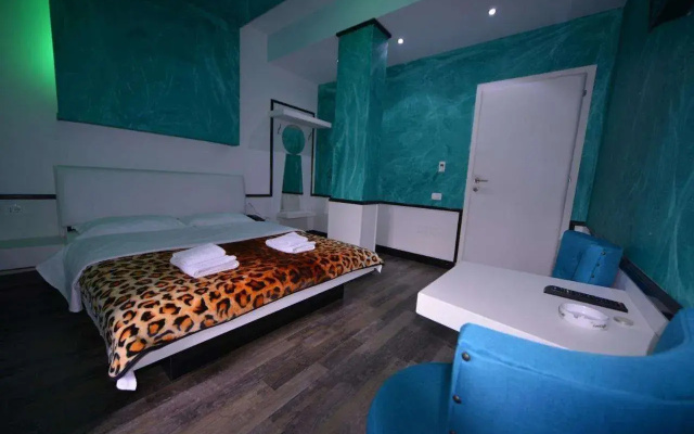 Lotus Hotel