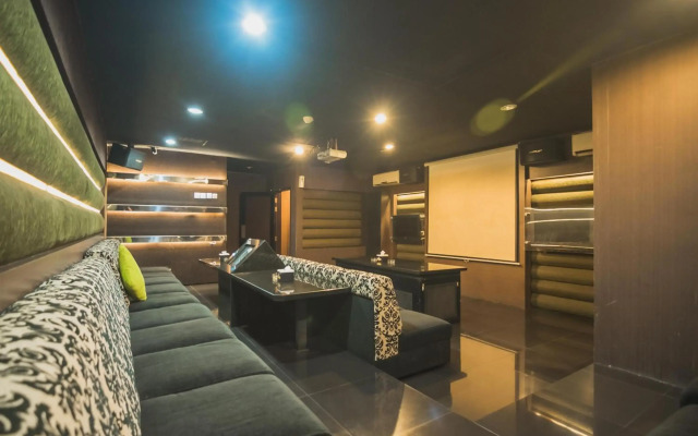 RedDoorz Plus near Kampung Gajah 3