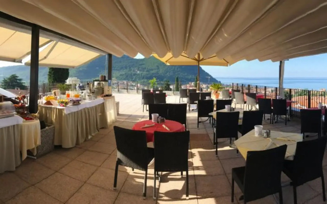 Hotel Villa Cà Nova