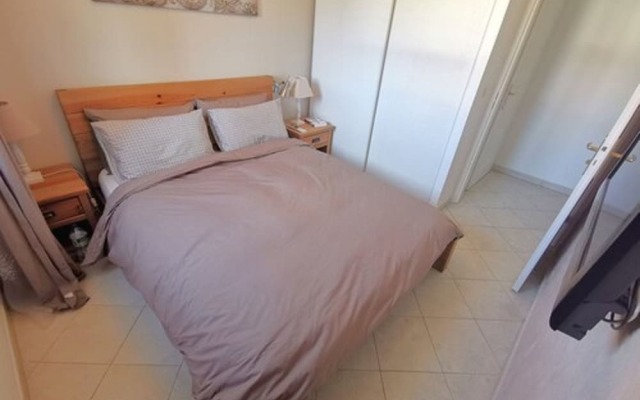 2P au pied des plages,Piscine,Wifi,Clim