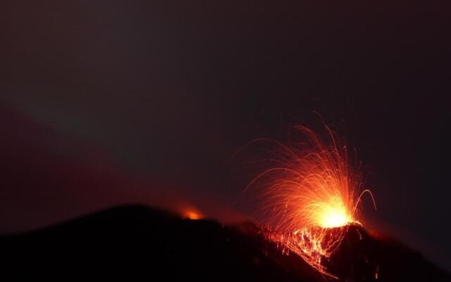 Il Vulcano A Piedi
