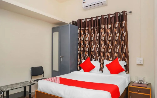 OYO 15847 Hotel Mathura Lodging