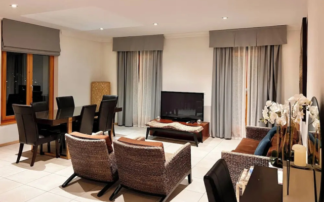Luxury Apartment, Panoramic Mountain Views, 5 Star Spa Facilities - 4 Bedroom – Guest Rooms – Chateau-d'Oex