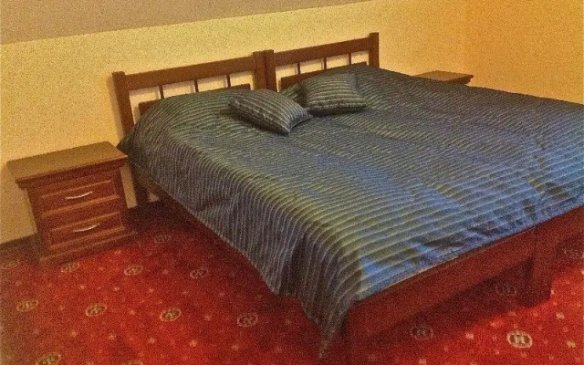 Отель Андол