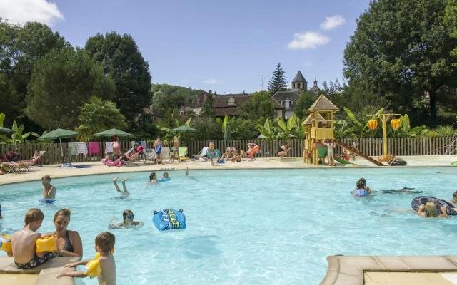 Huttopia Beaulieu sur Dordogne