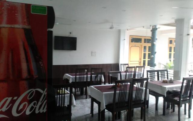Gayatri Resorts