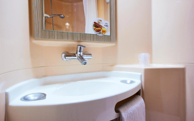 Hotel Premiere Classe Marne La Vallee - Saint Thibault Des Vignes
