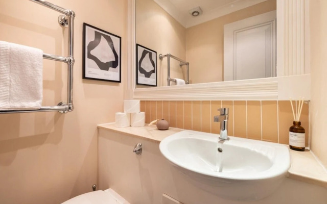 The Kensington Wonder - Stunning 2bdr Flat With Patios