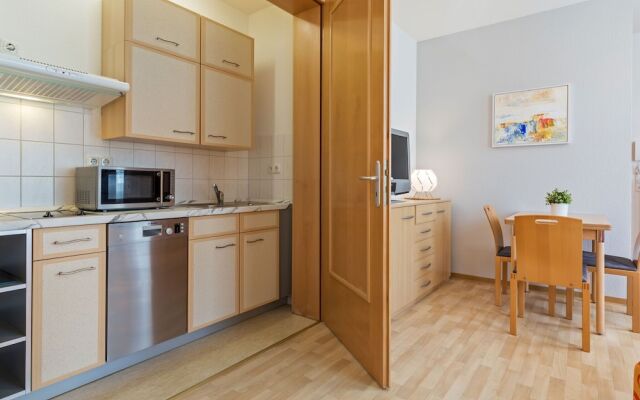 Lovely Apartment in Ostseebad Kühlungsborn near Sea Beach