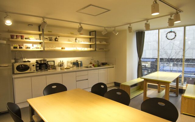 Empathy Dongseongro Guesthouse