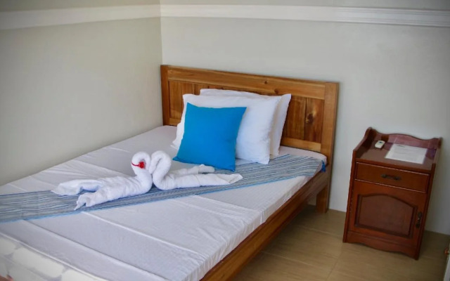 Romblon Fun Divers & Inn